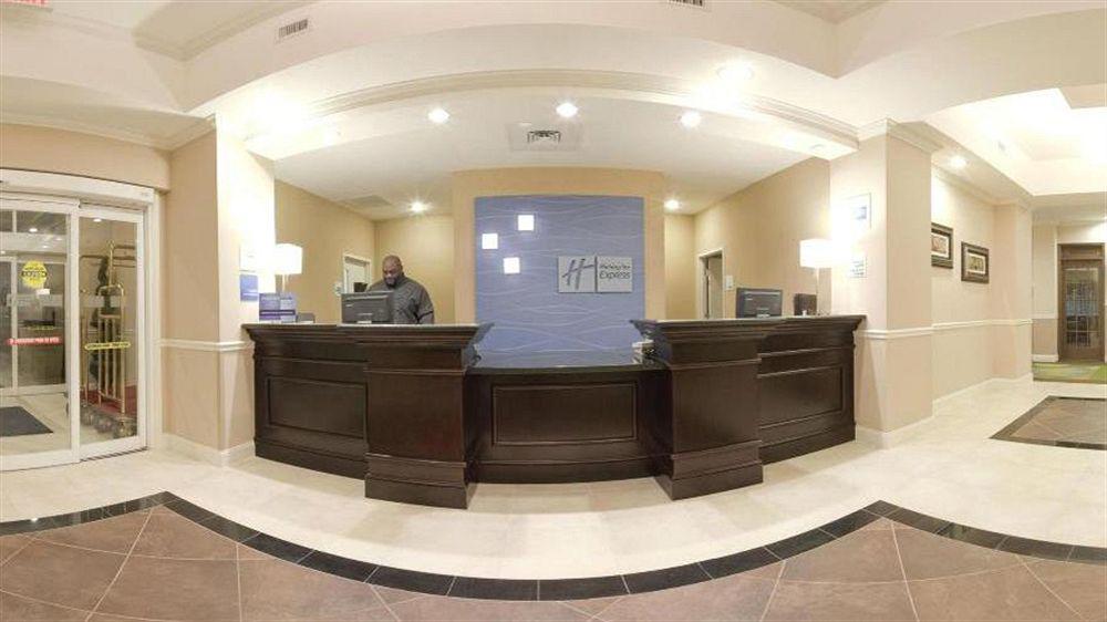 Holiday Inn Express Palatka Northwest By Ihg Exterior foto